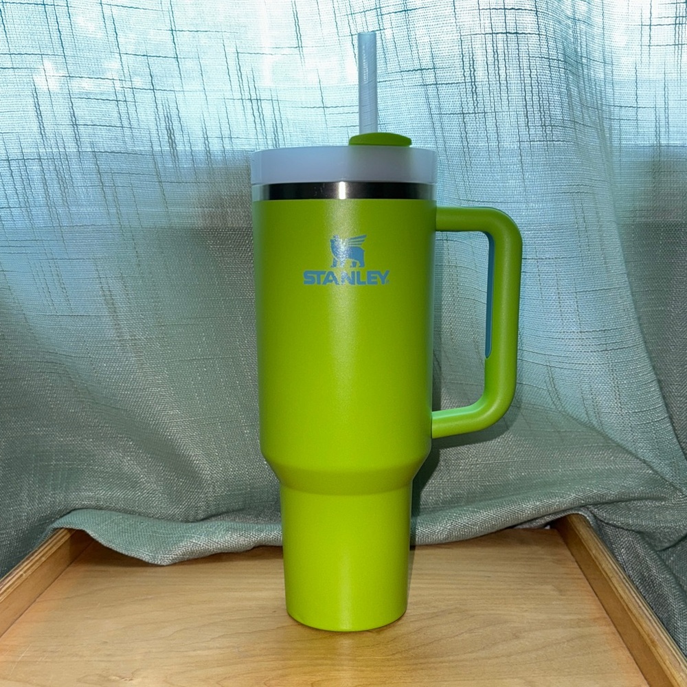 Stanley Quencher 2.0 FlowState 40 oz Tumbler